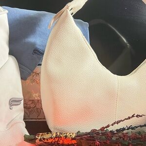 (2) Fabletics Sweatshirts white off shoulder long sleeve and blue short sleeve